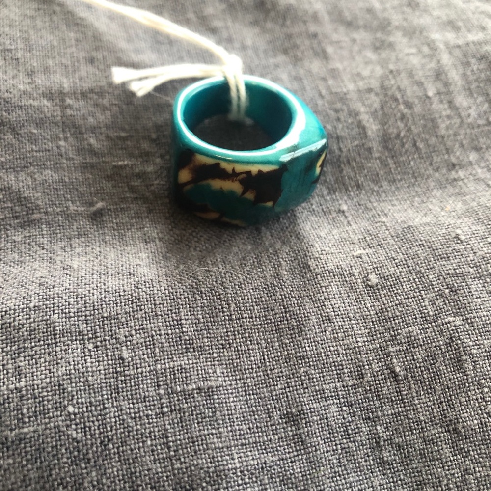 Tagua Ring (size 5.5 US) - Picture 6 of 8